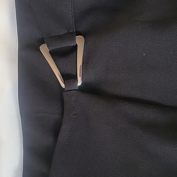 BOLD Elements Black Skort with Buckle Detail, Size: L - Picture 2 of 8